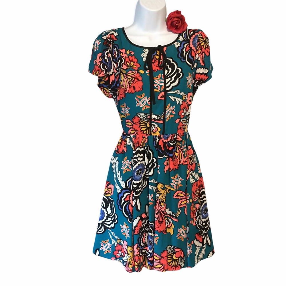 Express Y2K Loud Artsy Retro Floral Print Whimsygoth Mini Dress Size 6 NWOT